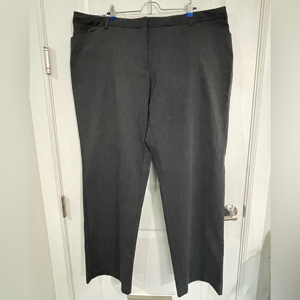 Like new 22T Lane Bryant dress pants